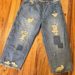 Magnolia Pearl Vintage! No.7 Relaxed Distressed Blue Jeans in EUC
